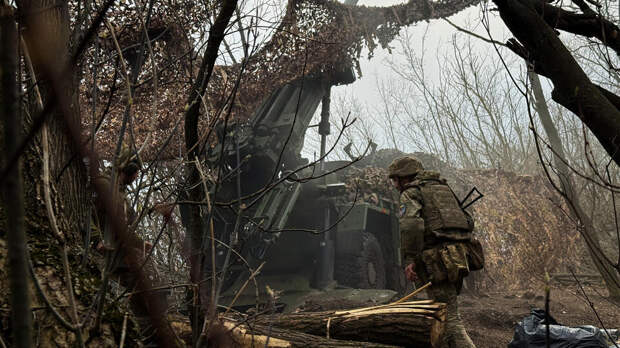 Константинов: Зеленский не хочет выводить войска из Донбасса из-за коррупции