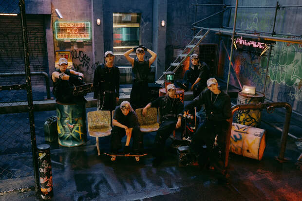 Группа ALL(H)OURS