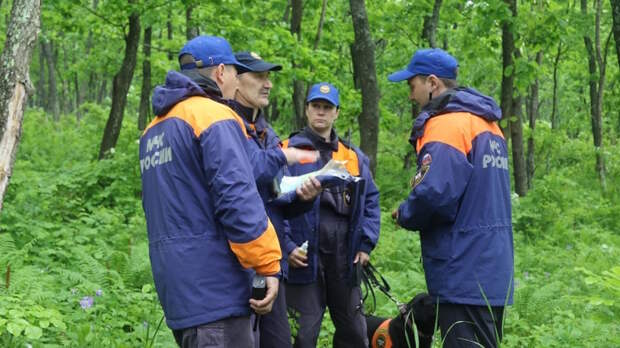 На Курилах пропали 10 туристов