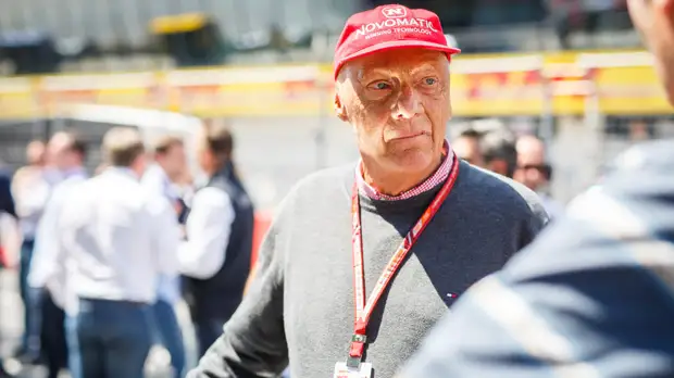 Ники Лауда выведен из искусственной комы после трансплантации лёгких