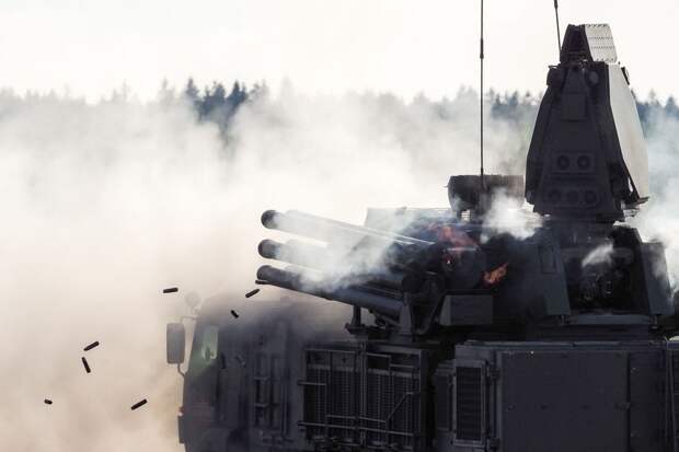 Силы ПВО за пять часов сбили 15 дронов над Белгородской и Курской областями