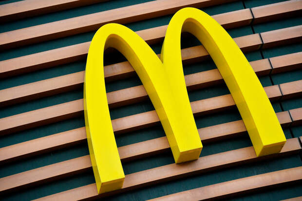 McDonald's зарегистрировал товарный знак в России для продажи сэндвичей