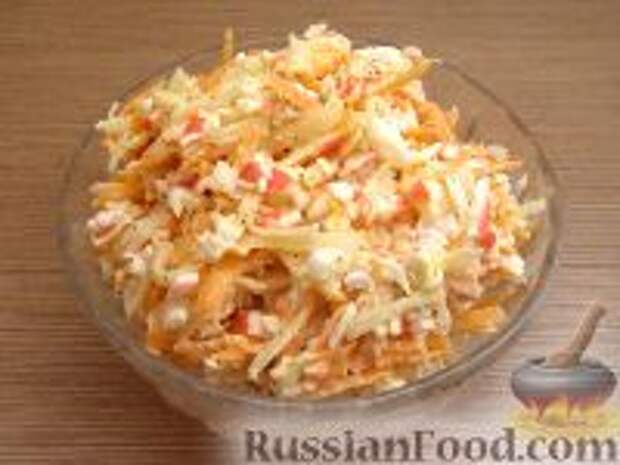 Фото к рецепту: Крабовый салат с овощами