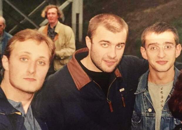Как выглядели российские знаменитости в 1990-х
