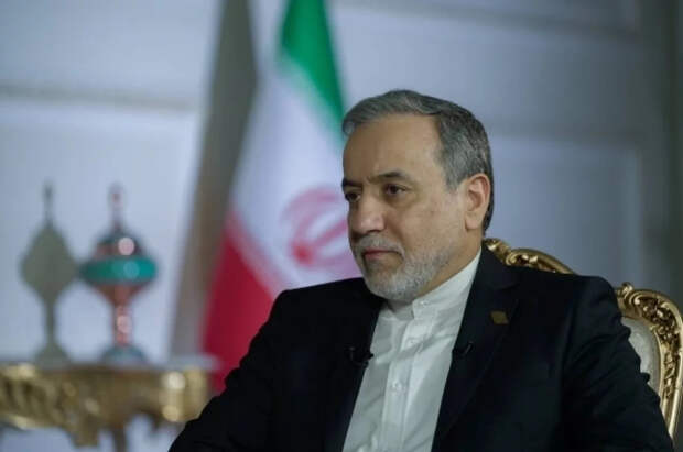 Аракчи: контакты с Уиткоффом не равнозначны переговорам Ирана с США