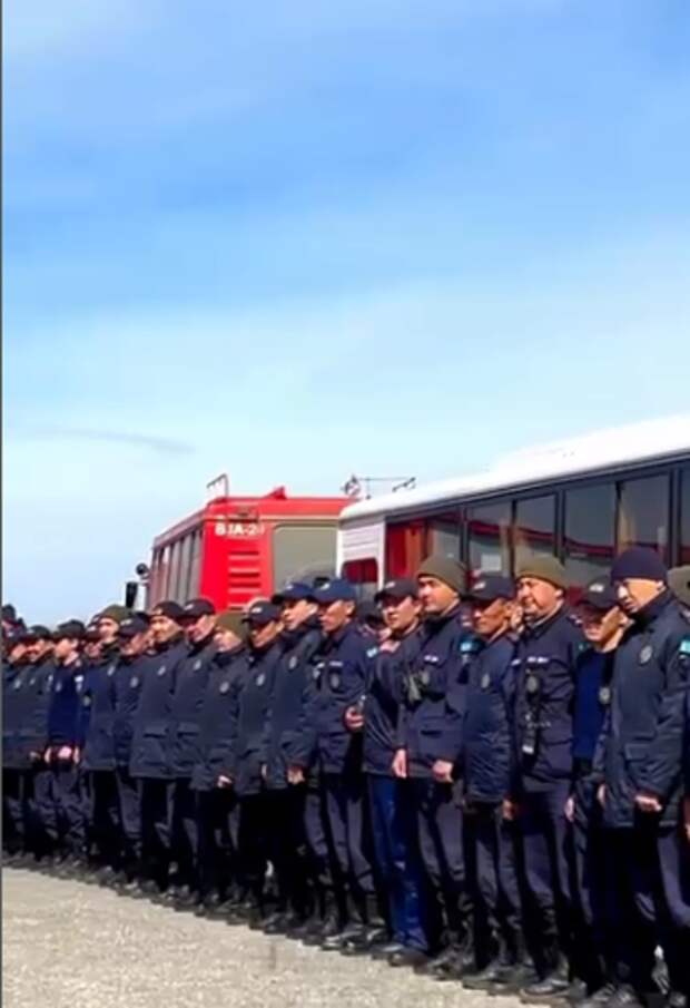 Карагандинские спасатели вернулись домой из Северо-Казахстанской области
