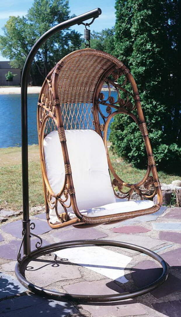 wicker-swing-chair1.jpg