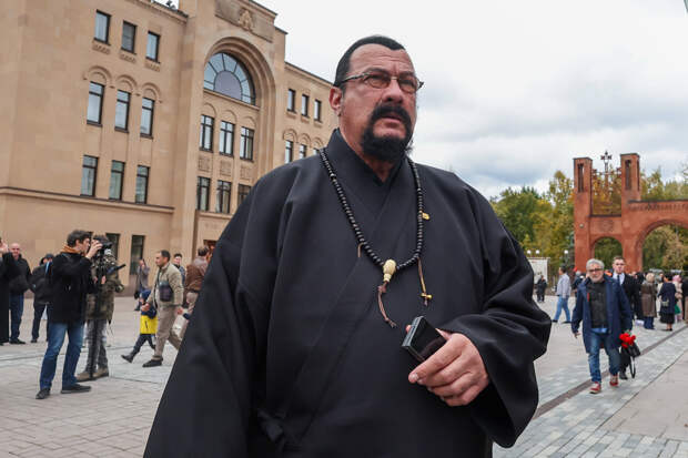 Стивен Сигал раскрыл цель своего фильма про СВО