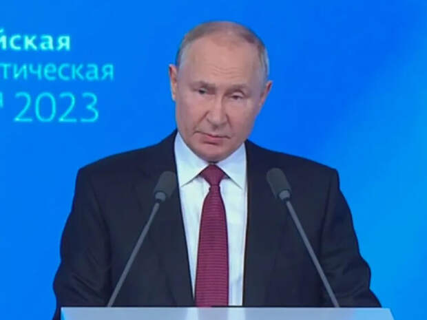 Путин похвалил Киев за «первые шаги к переговорам»