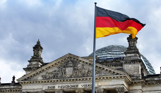 "Мы с самого начала гнались за фикцией": Немцы бьют тревогу. Украина уничтожила экономику Германии?