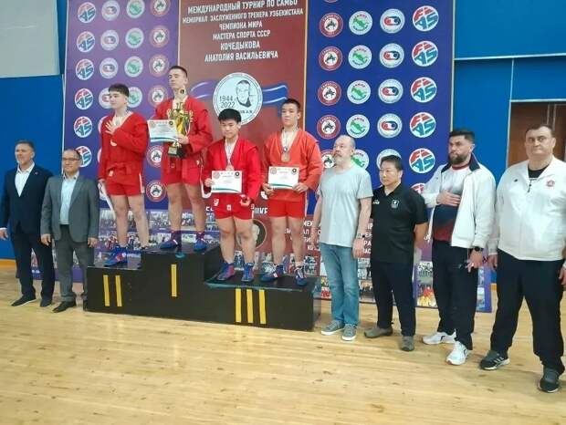 Крымчанин завоевал золото на международном турнире по самбо