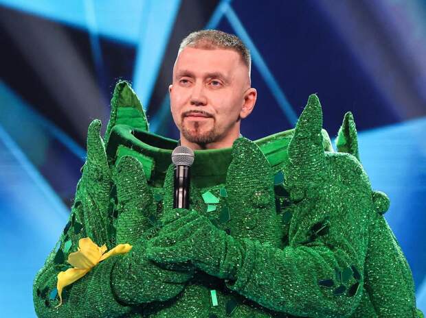 Косил под Азамата, но втайне хотел услышать от жюри свое имя: Огурчик Серега остался разочарован шоу «Маска»