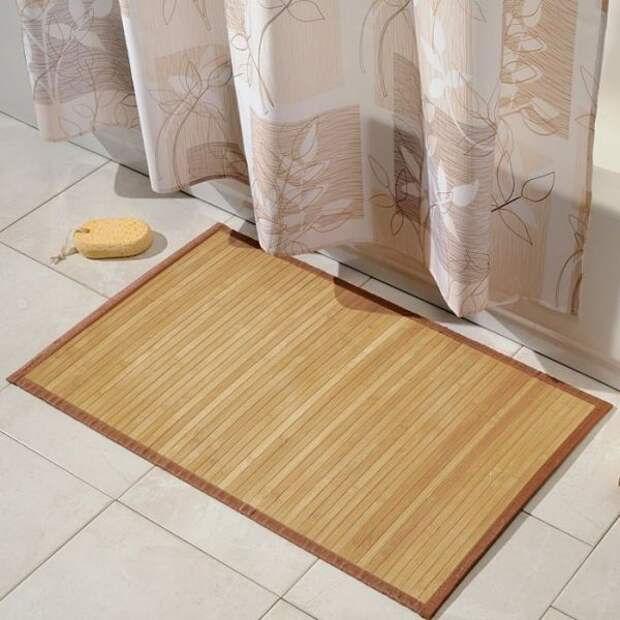 Бамбуковый коврик для ванной комнаты