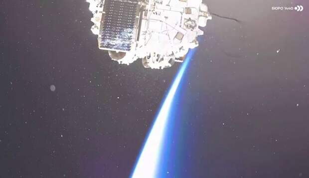 Россия вывела на орбиту 16 спутников системы связи «Рассвет»