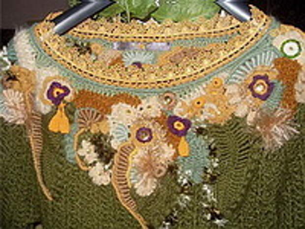 отделка фриформом вязаной вещи