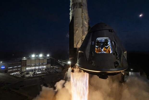 Люди туда еще не летали или почему лунная миссия «Артемида II» вызывает тревогу