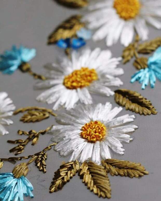 Вышивка по сетке от Krista Decor