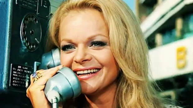 Лариса Долина поставила цифровой заслон: певица блокирует звонки