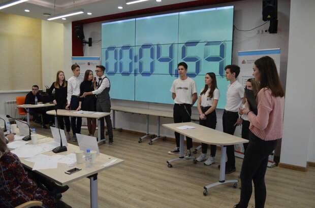 Окружной этап дебатов «Мастер слова». Фото: открытый источник