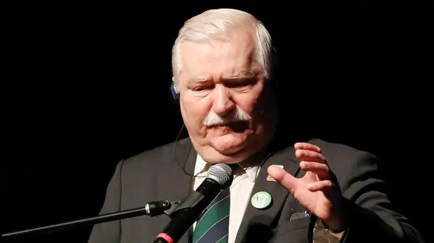 Валенса оценил планы по размещению базы США в Польше