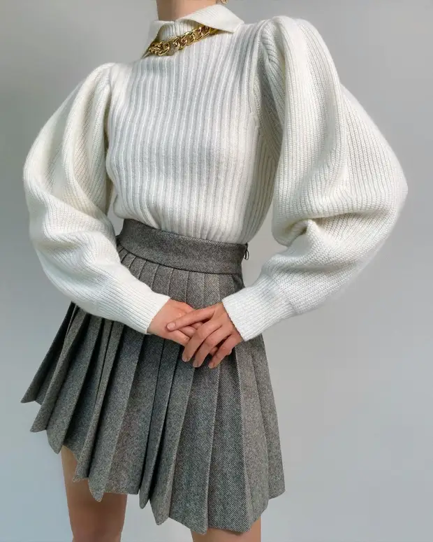 С чем стильно носить свитер зимой: 11 прекрасных примеров