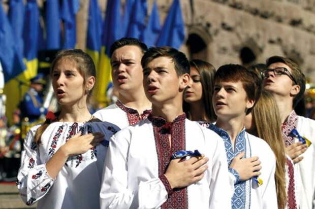 Читаем гимны Украины и США. Теперь всё становится понятно