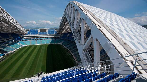 На стадионе «Фишт» опровергли информацию о плохом качестве газона перед матчем со «Спартаком»