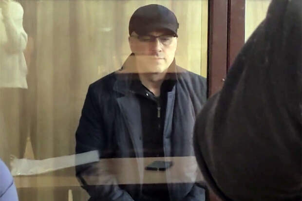 ТАСС: задержанного за взятку главу ЗСЖД Гуцая арестовали до 16 июня