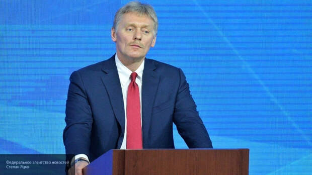 Песков с сожалением отметил неготовность США продвигаться вперед в отношениях с РФ