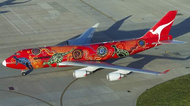 Оригинальная расцветка самолёта австралийской Qantas Airways. необычные самолёты, раскраска, самолёты
