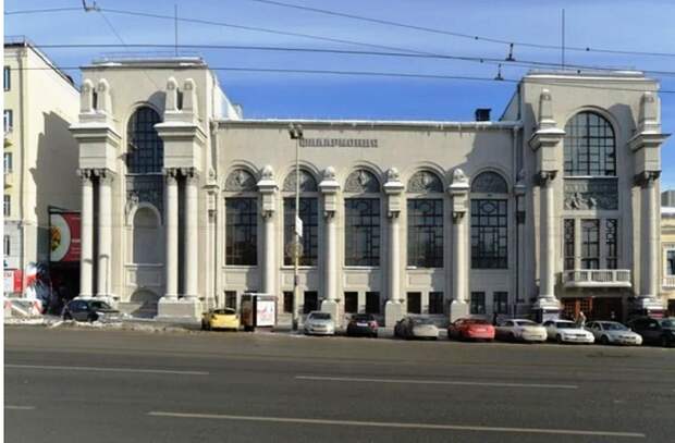 Здание Свердловской государственной филармонии будет интегрировано в новый проект.