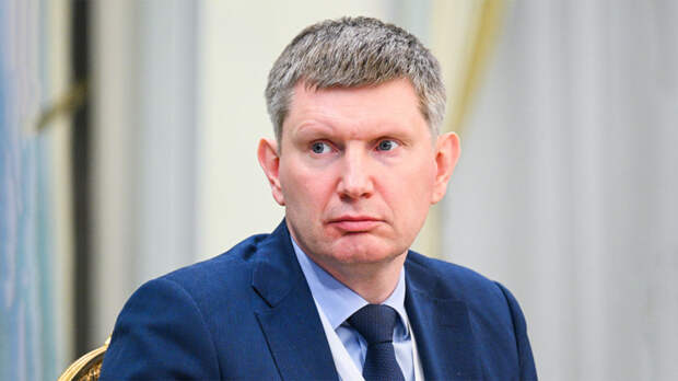 Российская экономика стоит на грани рецессии, заявил Решетников