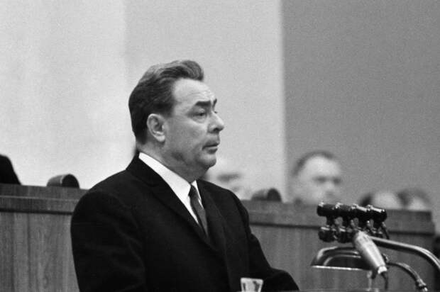 В курских архивах нашли рукописный рапорт Брежнева — документ при его отъезде из региона