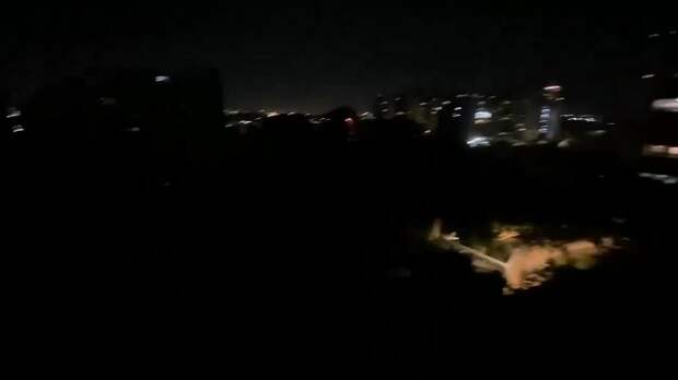 В Ираке тотальный блэкаут. По всей стране полностью пропал свет и вся электроэнергия — Министерство электроэнергетики Ирака. https://t.me/webmon...