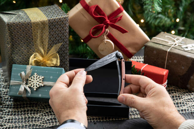 Deejo Knives offers one-of-a-kind holiday gifts this year