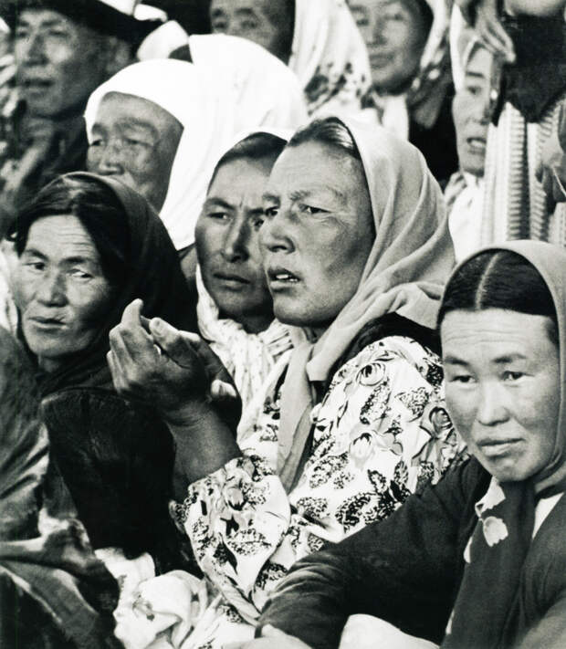 1950. Женщины Киргизии