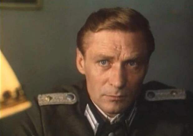 Я очень хорошо помню съемки фильма на Западной Украине. (Нацисты на Украине. 1980-е‼️ Хрущева уже давно нет.)