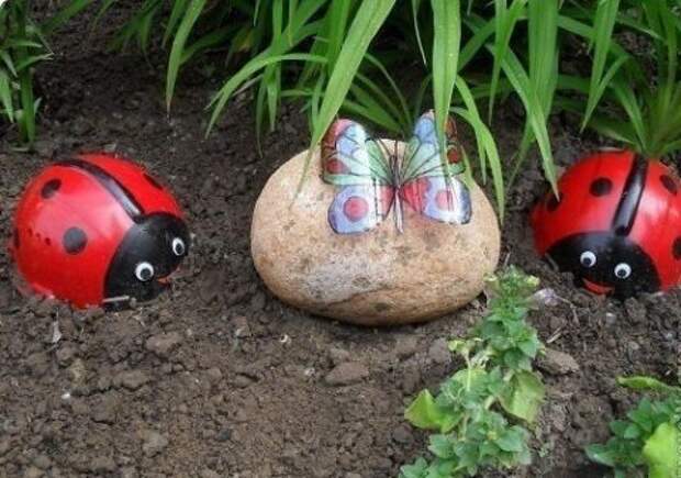 Красивый и недорогой декор дачи из доступных материалов