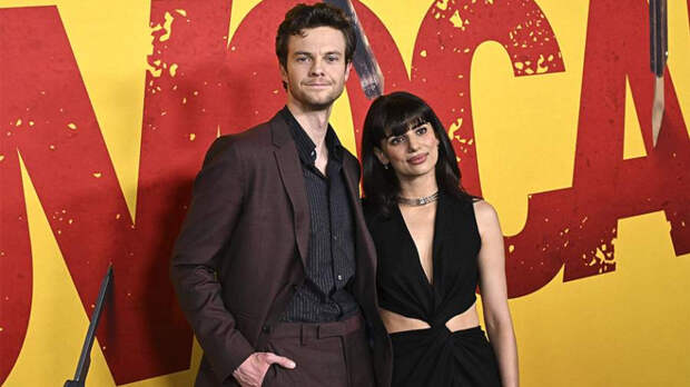 Звезды сериала «Пацаны» Джек Куэйд и Клодия Думит сыграли свадьбу