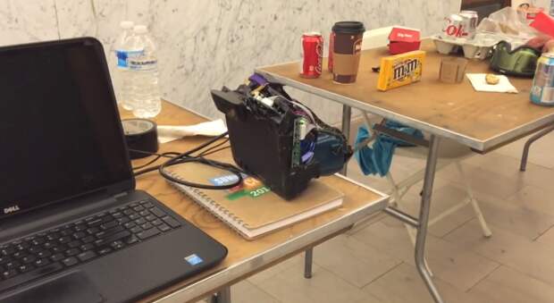 Студенты создали AdBlock в реальной жизни