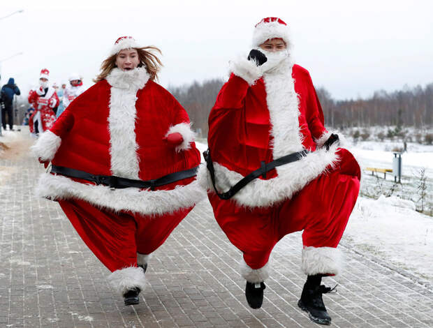 Новогодние и рождественские снимки из разных стран 2018