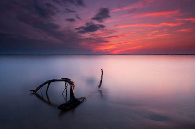 Море на закате дня. Автор: Michal Olech.