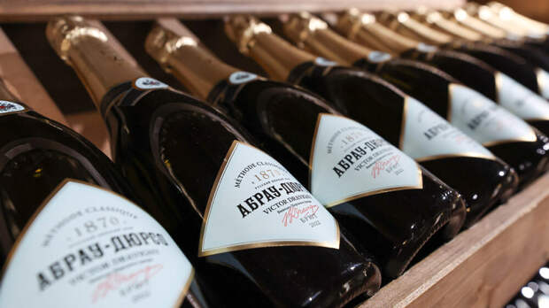 Российский «Абрау-Дюрсо» взял Гран-при на крупном винном конкурсе в Израиле