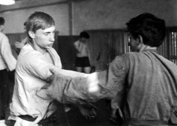 Интересные фотографии актёров, политиков и певцов Интересные фотографии актёров, политиков и певцов старые фотографии, фото