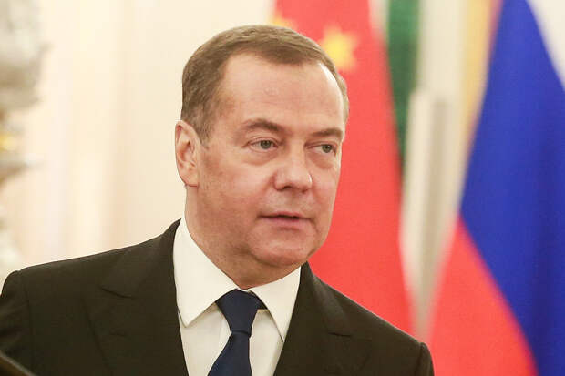 Медведев сравнил удар ВСУ по Херсонской области с трагедией в Хатыни и пообещал возмездие