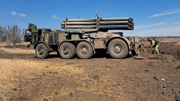 Военные ВС РФ отразили попытку прорыва ВСУ и ликвидировали танк боевиков