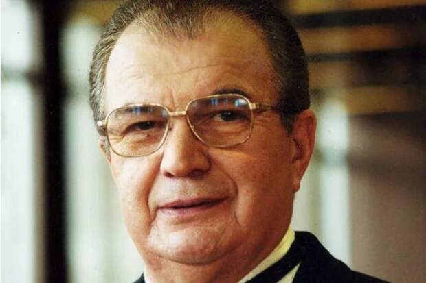 Скончался советский иллюзионист Эмиль Кио