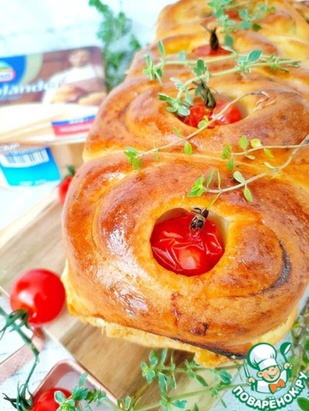 Пирог "Двойной рулет с грибами и сыром"