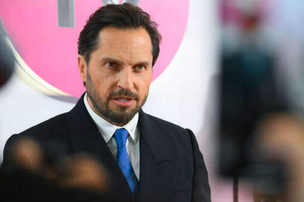 Комик Ревва назвал красивый и вкусный завтрак своей традицией на 14 февраля