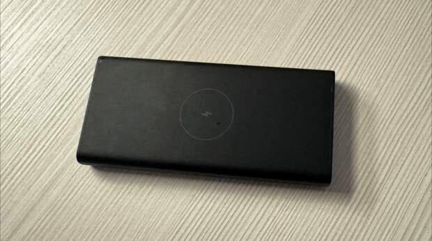 Пассажирам запретили брать в самолет больше двух пауэрбанков